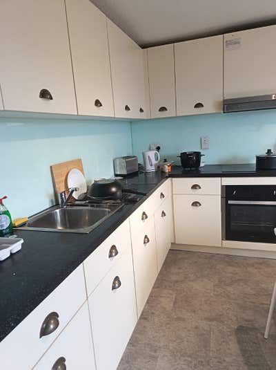 178 PW Meadow Court 1 room available Main Photo