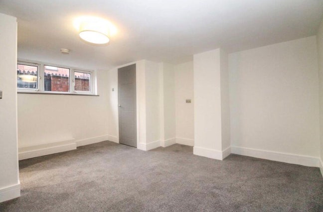 Ensuite Room Main Photo