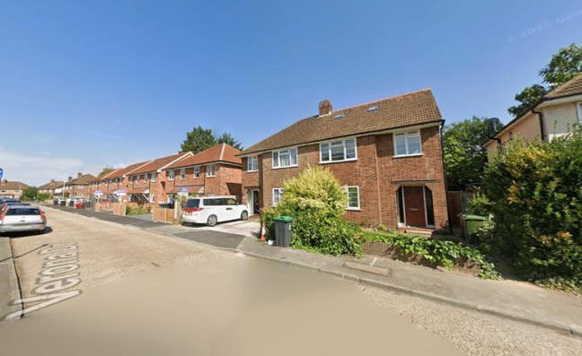DSS-Studio Flat Available in Surbiton Kingston KT6 Main Photo