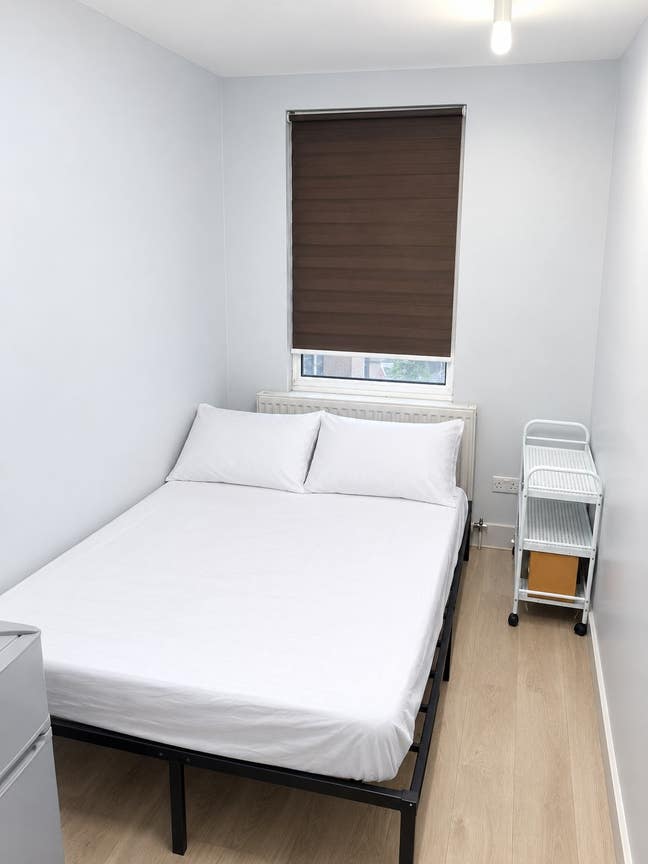 Tottenham Hale Double Room | 1 Person | &pound;0 Deposit Main Photo
