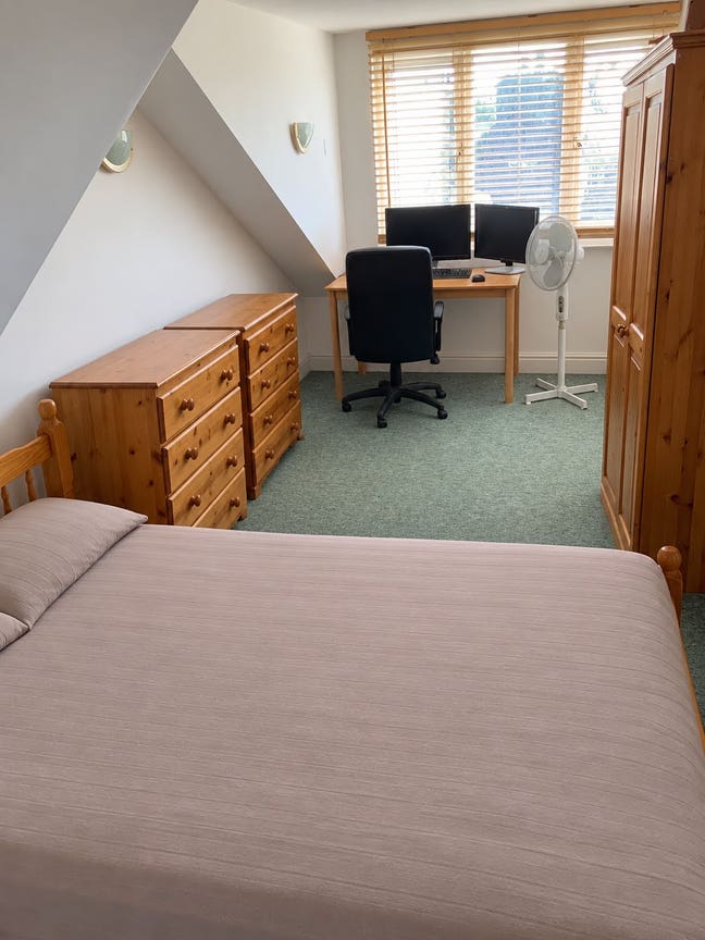 Double room and ensuite, near Jesus Green Main Photo