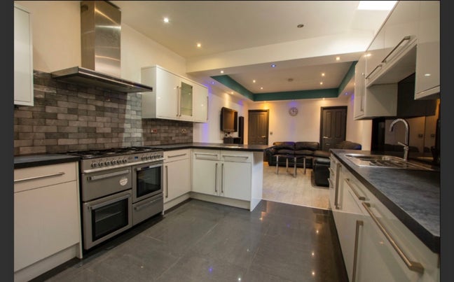 Room available for student in selly oak Main Photo