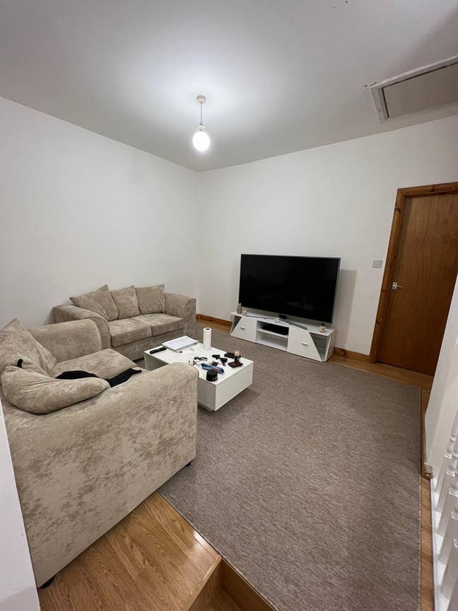 One Bed Flat available to rent  Main Photo