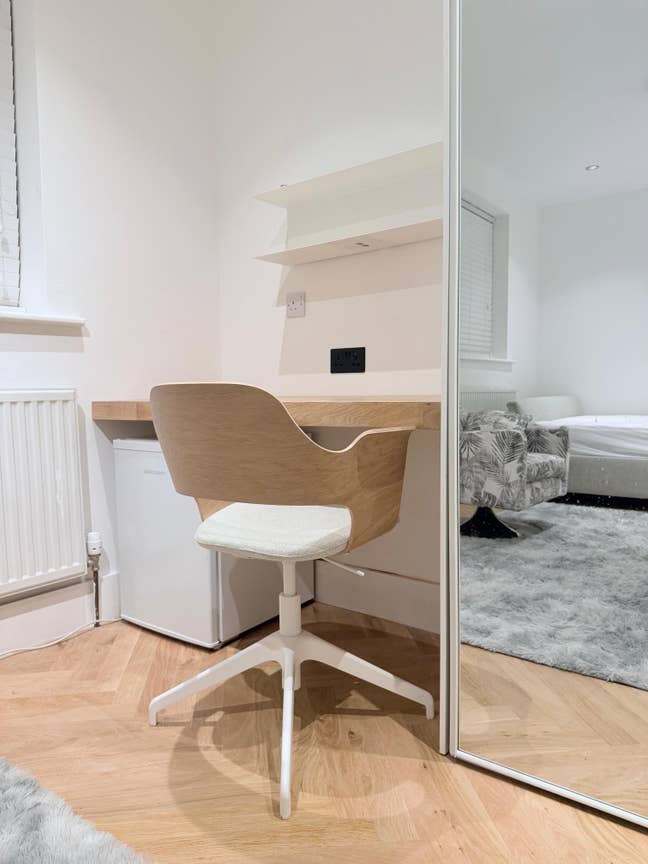 Clean & Beautiful Double Room W Ensuite Bathroom Main Photo