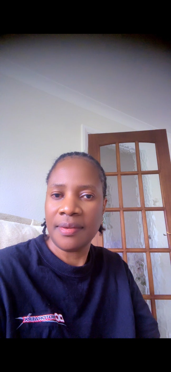 48 year old Female seeks a single or double room Main Photo
