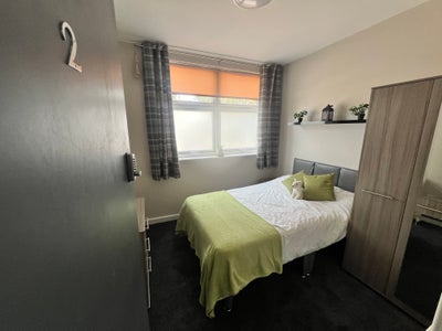 Double room in Professional House  Main Photo