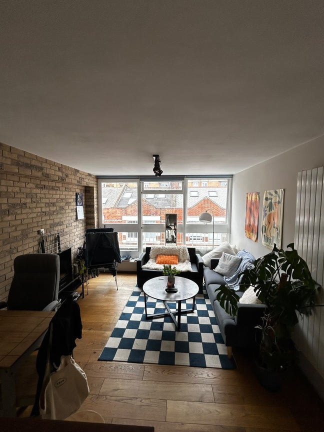 Loft Style Flat in Victoria/Pimlico Main Photo