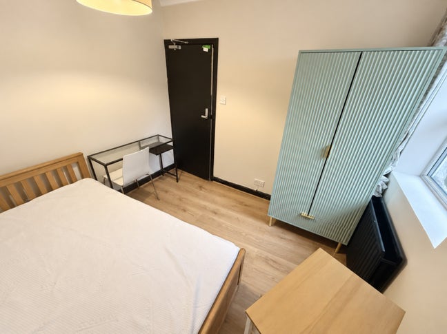 ⭐ No Deposit | Westferry DLR | Canary Wharf area Main Photo