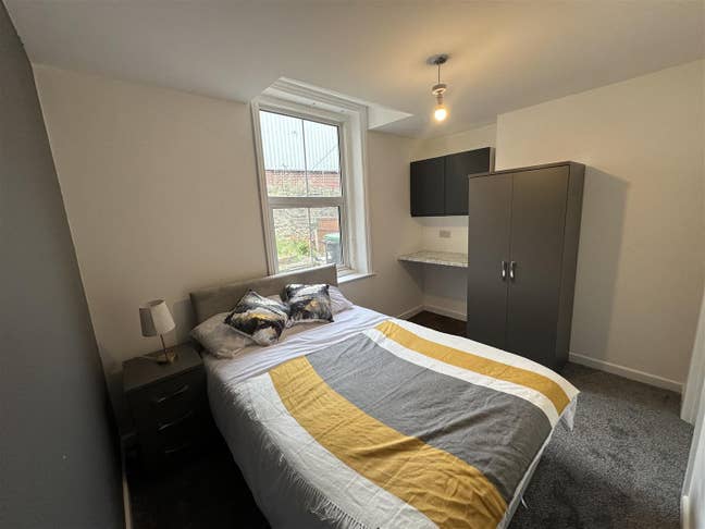 Ensuite Room Available Soon, Sutton In Ashfield Main Photo