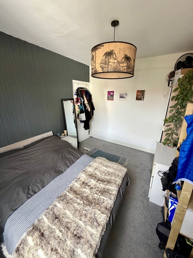 Bright Double Room in Sociable Camberwell House Main Photo