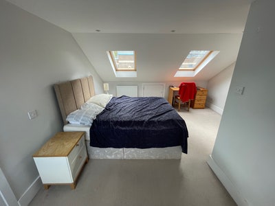 Double attic room  in Hammersmith for rent  Main Photo