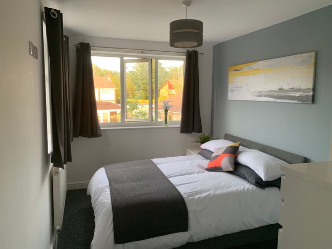Double Room with Great Communal Space Main Photo