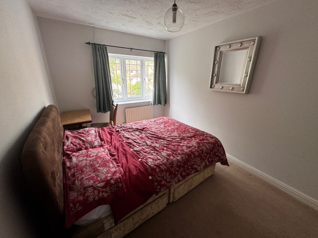 Single room to rent Main Photo