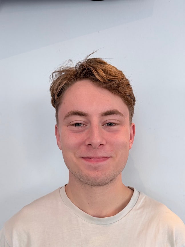 Looking for house / flat share  Main Photo