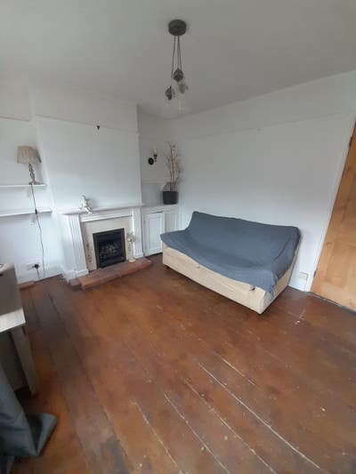 Large ensuit room available in Ipswich.  Main Photo