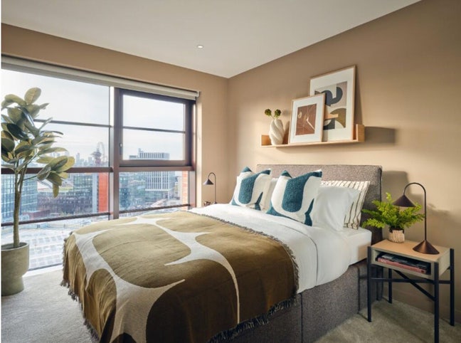 URGENT: En-suite room Available East Village  Main Photo