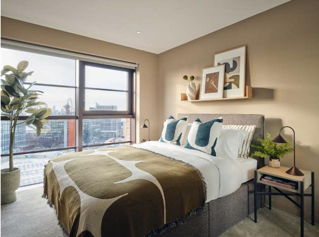 Brand-New En-Suite Room in Luxury Rondo Stratford  Main Photo