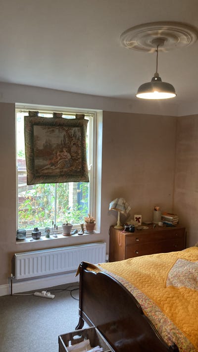 Entire floor of large victorian 4 storey house Main Photo