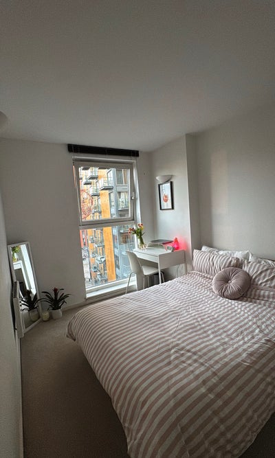 City centre flat with pool and gym 🏊‍♀️  Main Photo