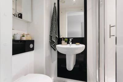 Ensuite room takeover at Beaumont Court, NW1 0RW Main Photo