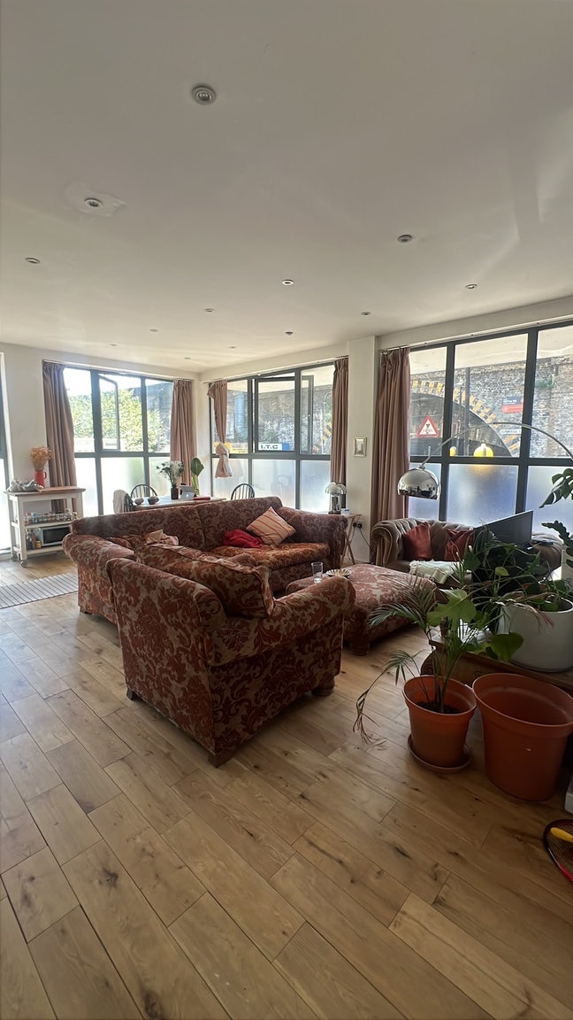 Room in amazing Bethnal Green flat 🏡 Main Photo