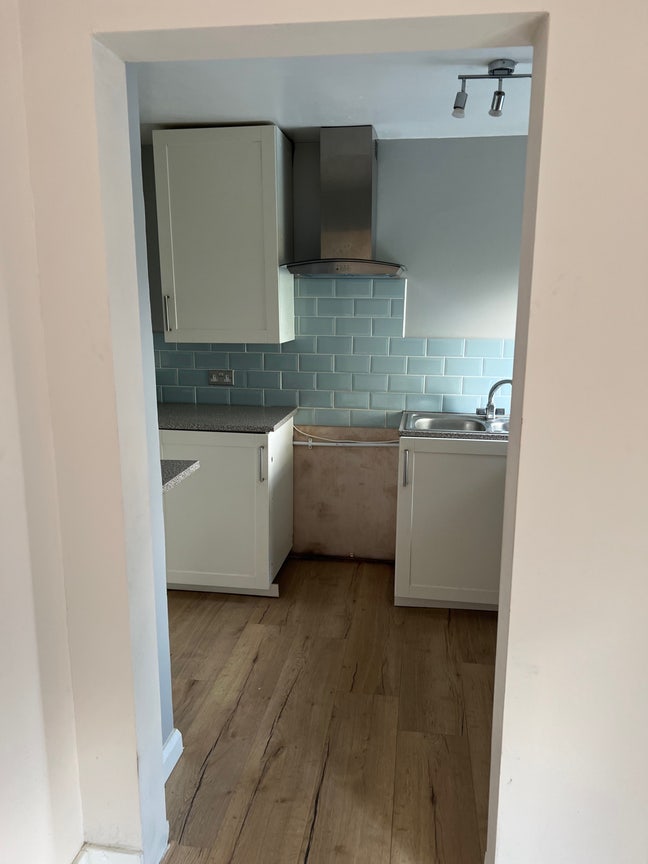 2 room Main Photo