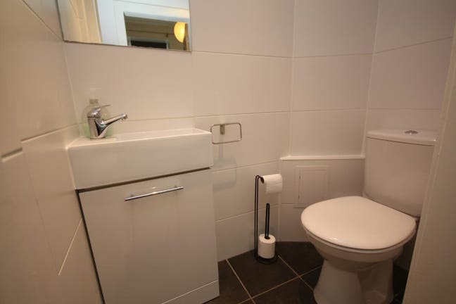 Room to rent Fountainbridge Main Photo