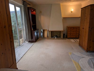 Spacious Double Room with AC - Bills included Main Photo