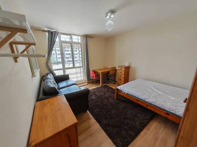 Paddington W2 Spacious Double Rooms  Main Photo
