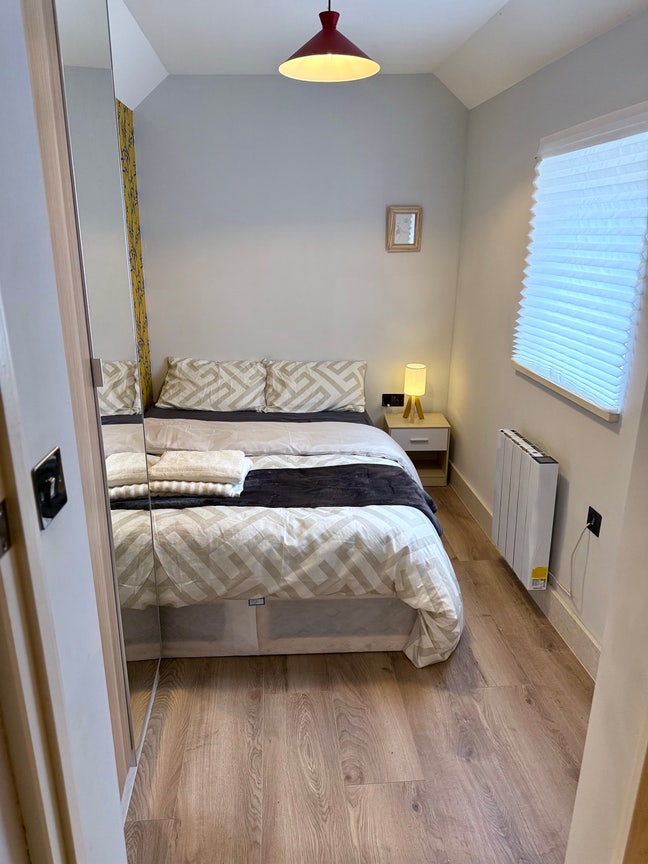 Double Room in Modern Stylish Flat  Main Photo