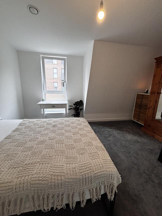 Double Room Ideal for Female Professional  Main Photo