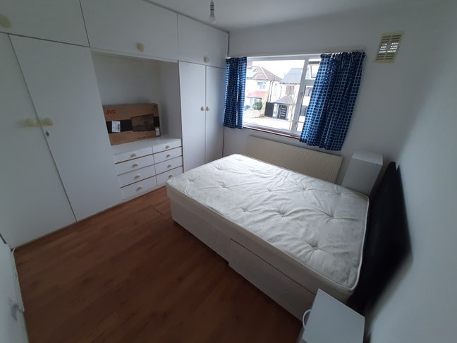 Double Room -> Harrow HA2 , Bills Inc Main Photo