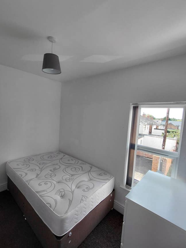 En-Suite Student Room–Exton Park (Bills Included) Main Photo
