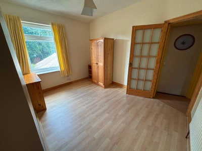 Double Room - West Brom Bus station  Main Photo