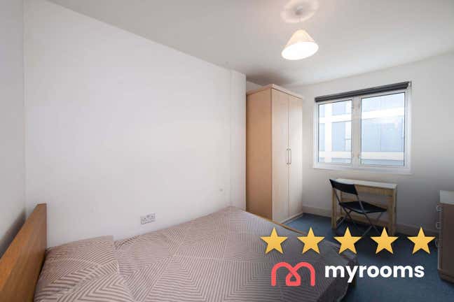 Spacious room in Barbican - act fast Main Photo
