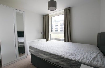 Single Bed Room with Private Bathroom  Main Photo