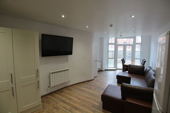 🏡 Student Accommodation | 🎓4-Bedroom House Share Main Photo