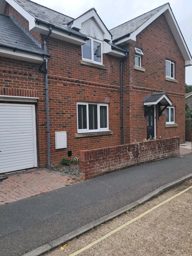 Detached modern home on Lake/Sandown border.  Main Photo