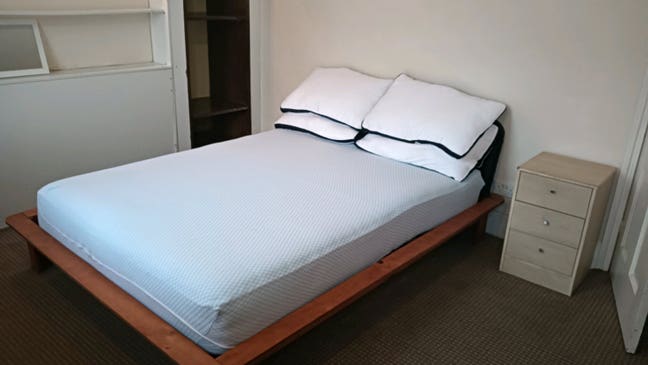 Furnished double bedroom  Main Photo