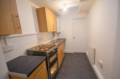 Large Double Room In 2 Bed Flat in East Dulwich Main Photo