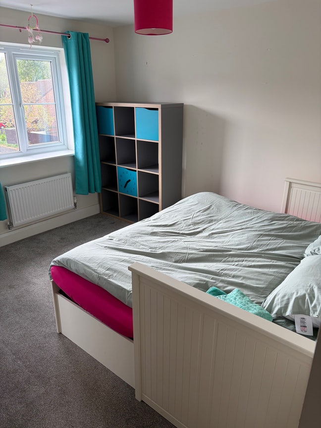 En-suite double room to rent  Main Photo