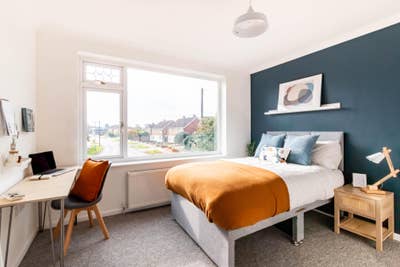 Your new home is here - large double rooms Main Photo