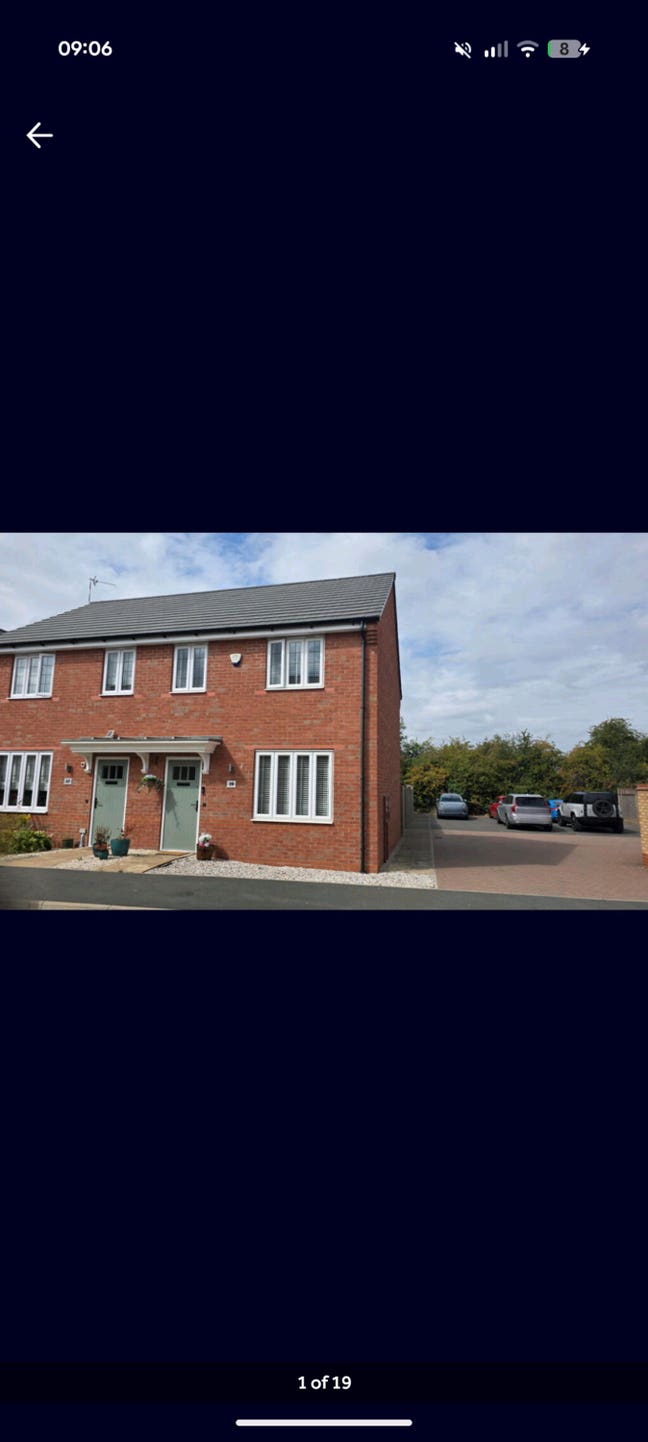 🏡 3 Bedroom Semi-Detached House – Short Term Let  Main Photo
