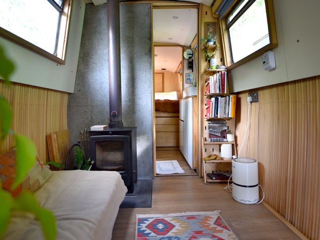 Narrowboat in Hackney Main Photo