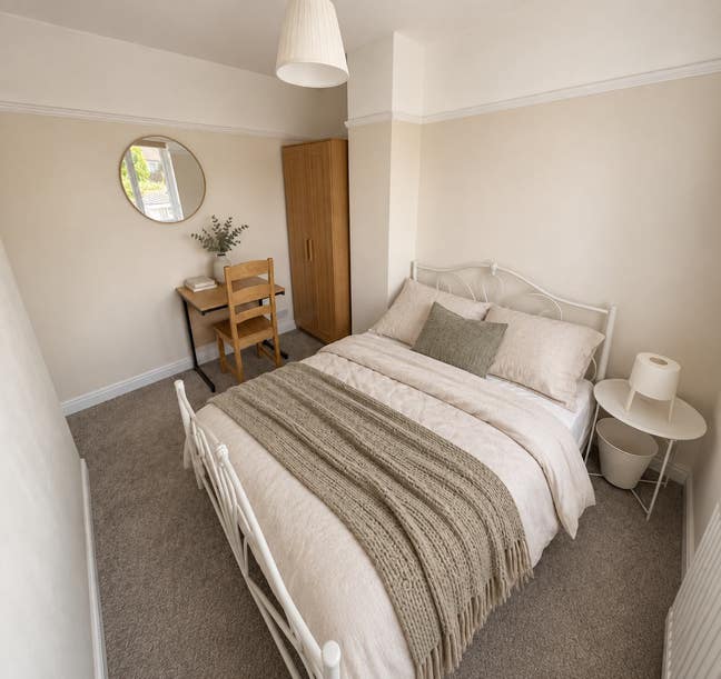 🏡Stunning Renovated 4 Bed House In Filton!🏡 Main Photo