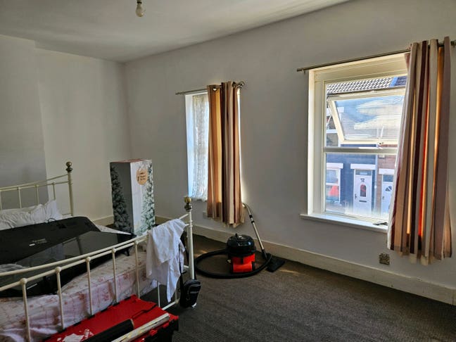 3 bedroom terrace house for rent, Luton Main Photo