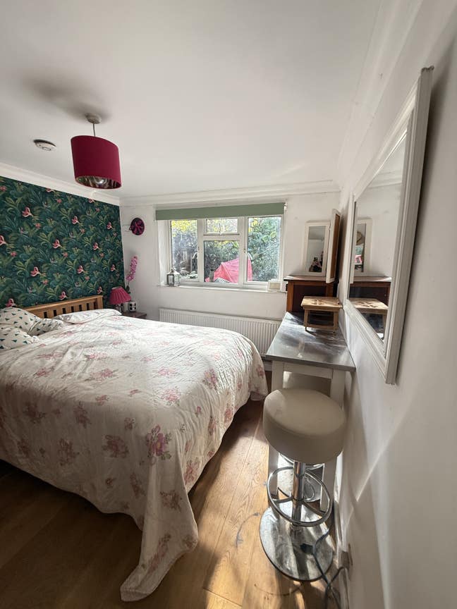 Room to let in Wilton  Main Photo