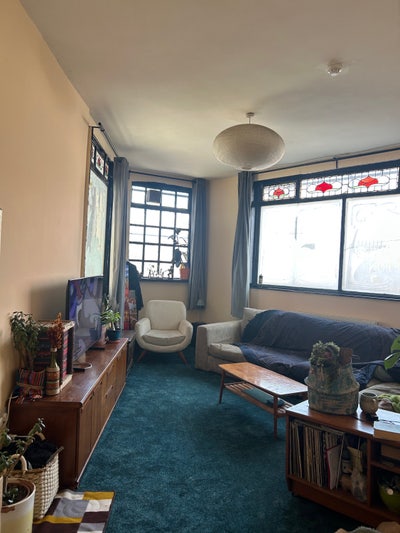 🌈 Room in our old pub house – central Manchester Main Photo