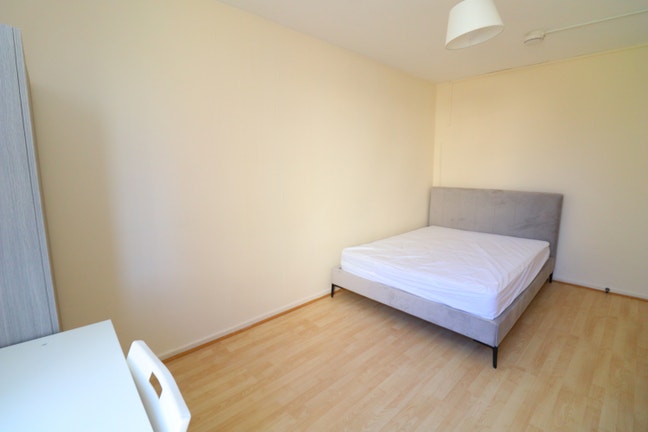 Last cosy rooms in Bow E3 for September Main Photo