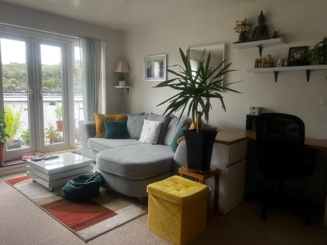 Quality 2 bedroom flat in top development  Main Photo